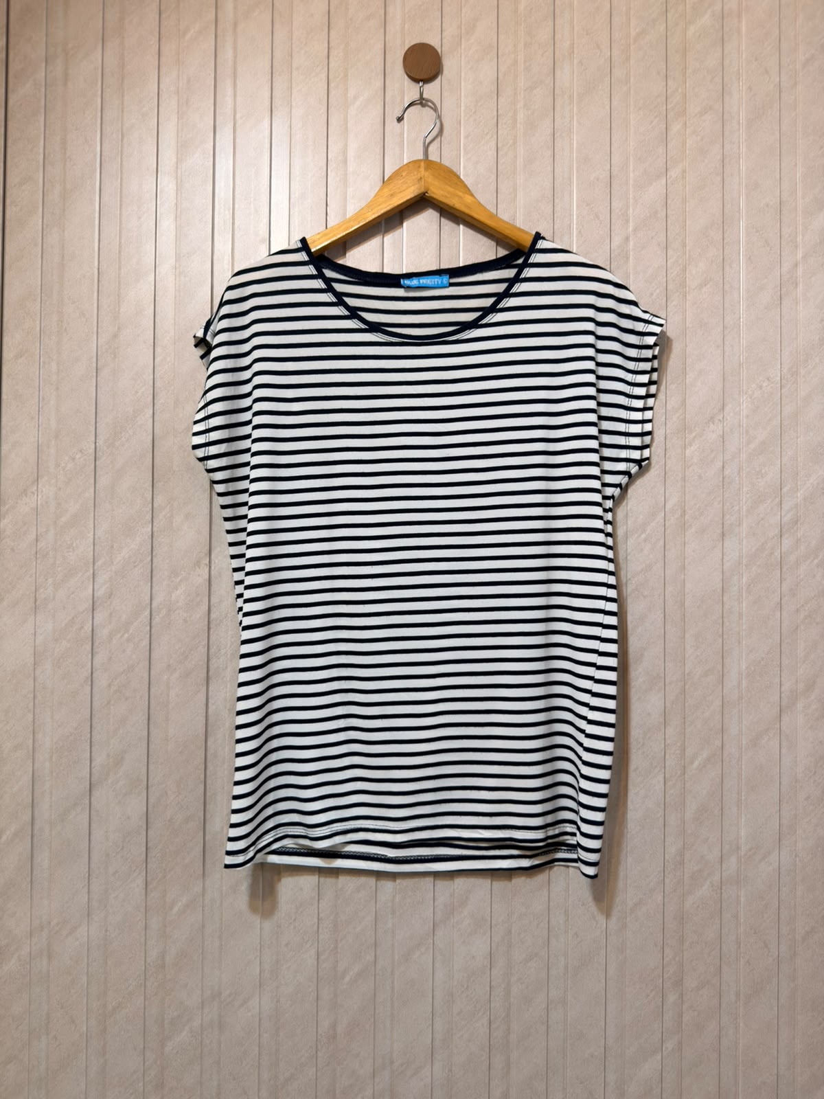 Chest 21  Length 25 Women’s Casual T-Shirt