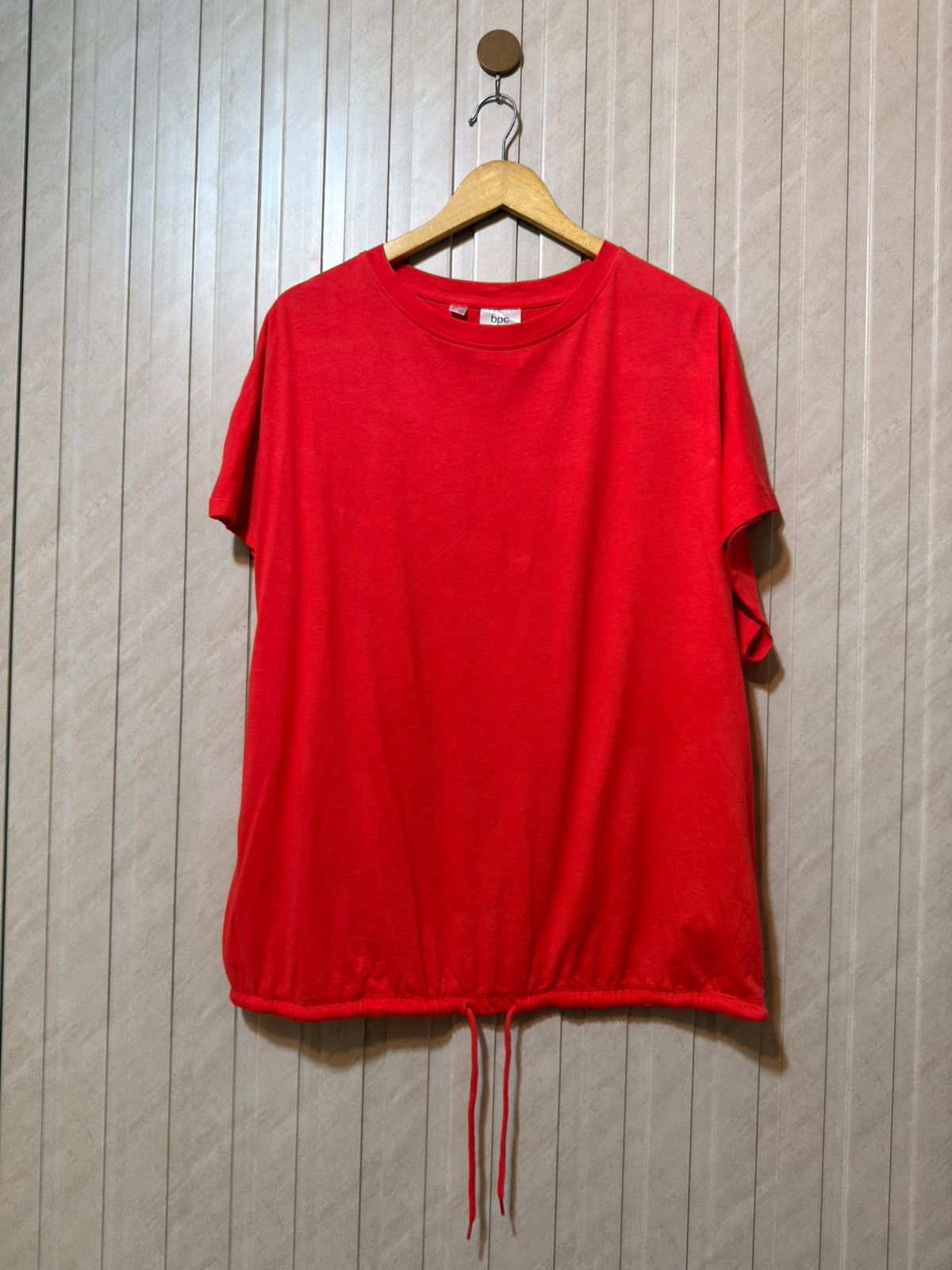 Chest 25  Length 26 Women’s Urban T-Shirt