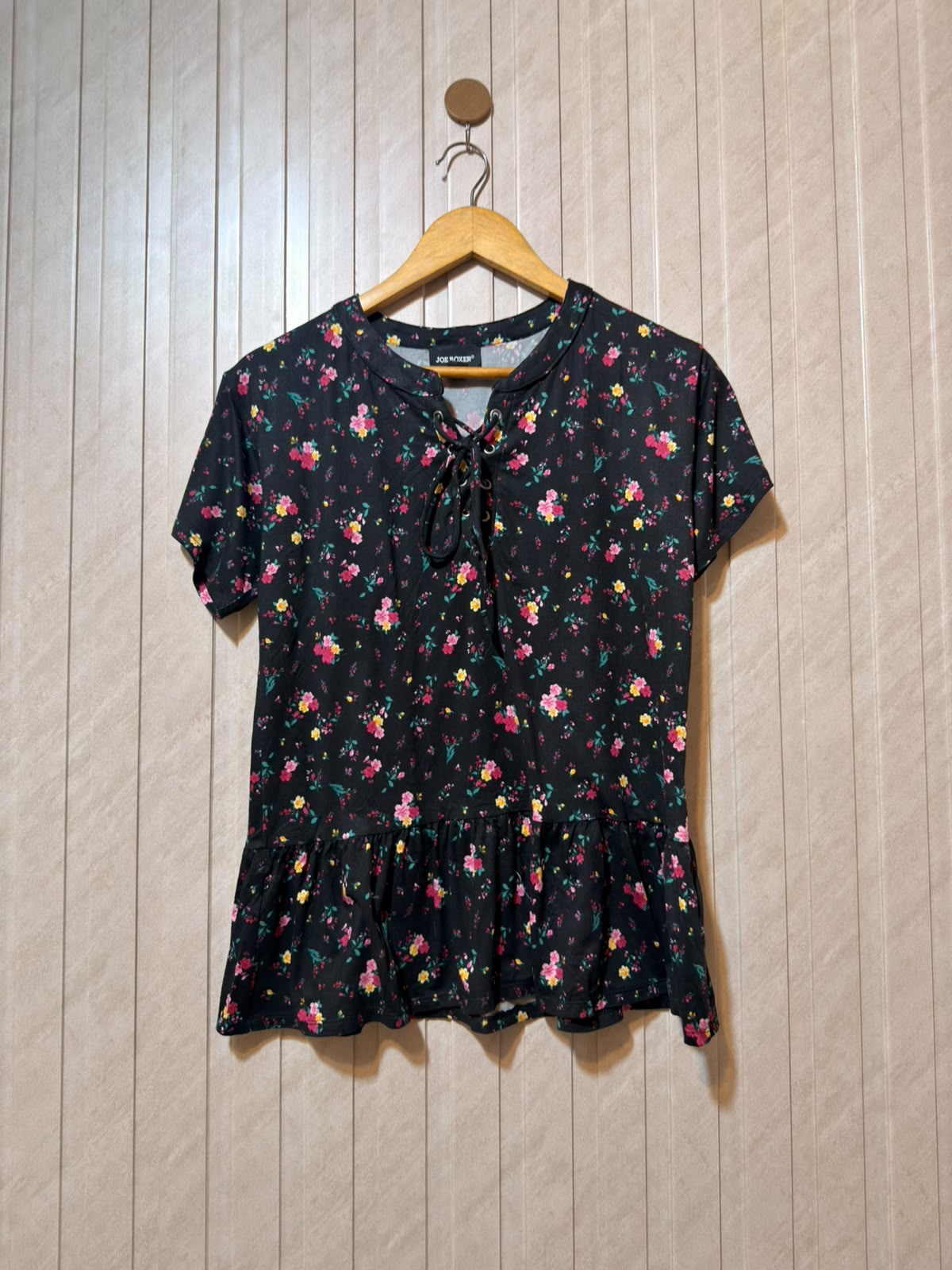 Chest 20  Length 24 Women’s Stylish T-Shirt
