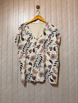 Chest 23  Length 25 Women’s Chic Everyday T-Shirt