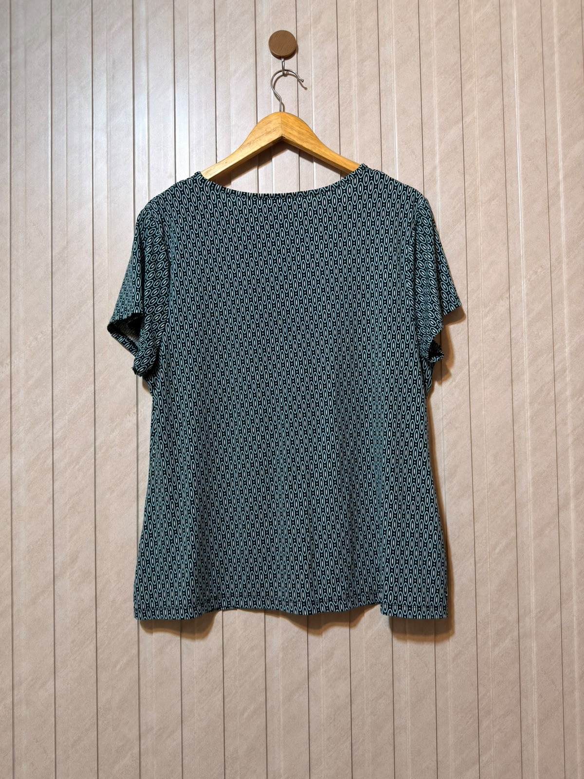 Chest 23  Length 25 Women’s Must-Have T-Shirt