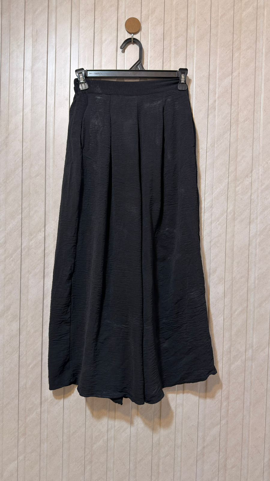 Waist 26  Length 32  Fabric Silk Women’s Luxe Collection Trouser