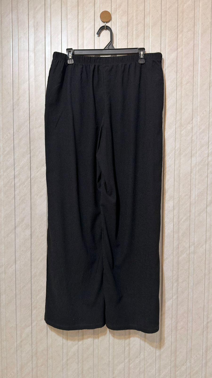 Waist 40  Length 41  Fabric Silk Jersey Women’s Urban Trouser