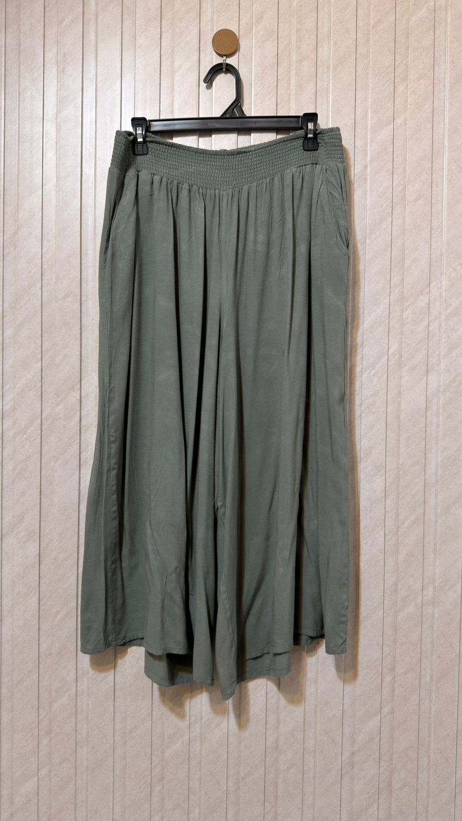 Waist 40  Length 33  Fabric Linen Women’s Signature Fit Trouser