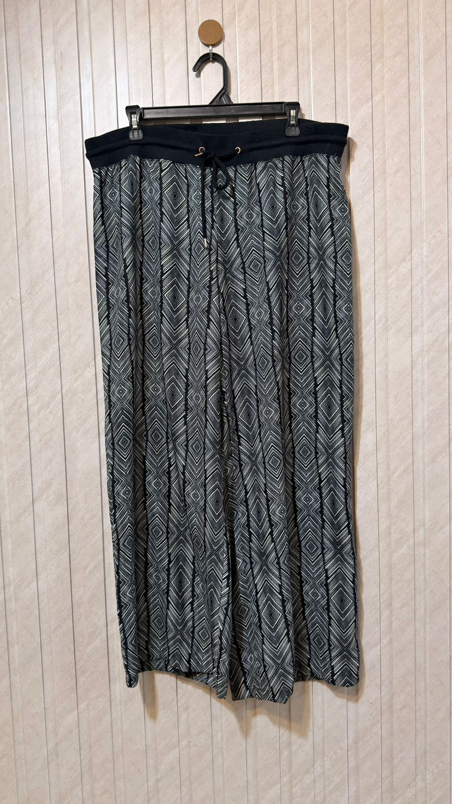 Waist 38  Length 38  Fabric Jorjet Women’s Comfort Fit Trouser