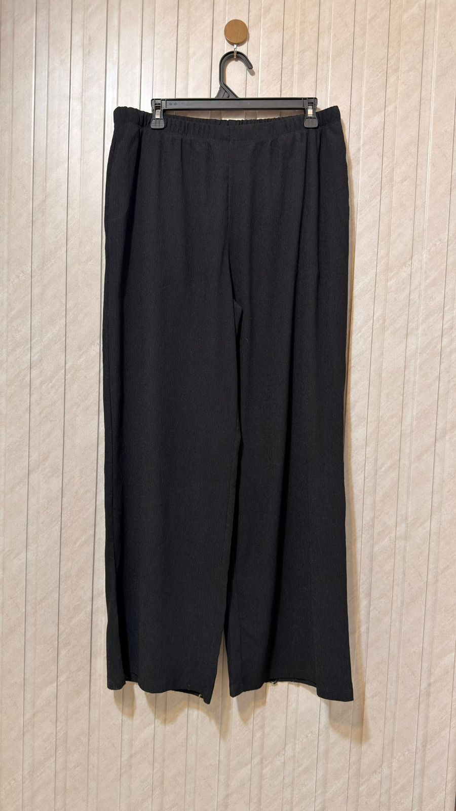 Waist 40  Length 41  Fabric Silk Jersey Women’s Urban Trouser