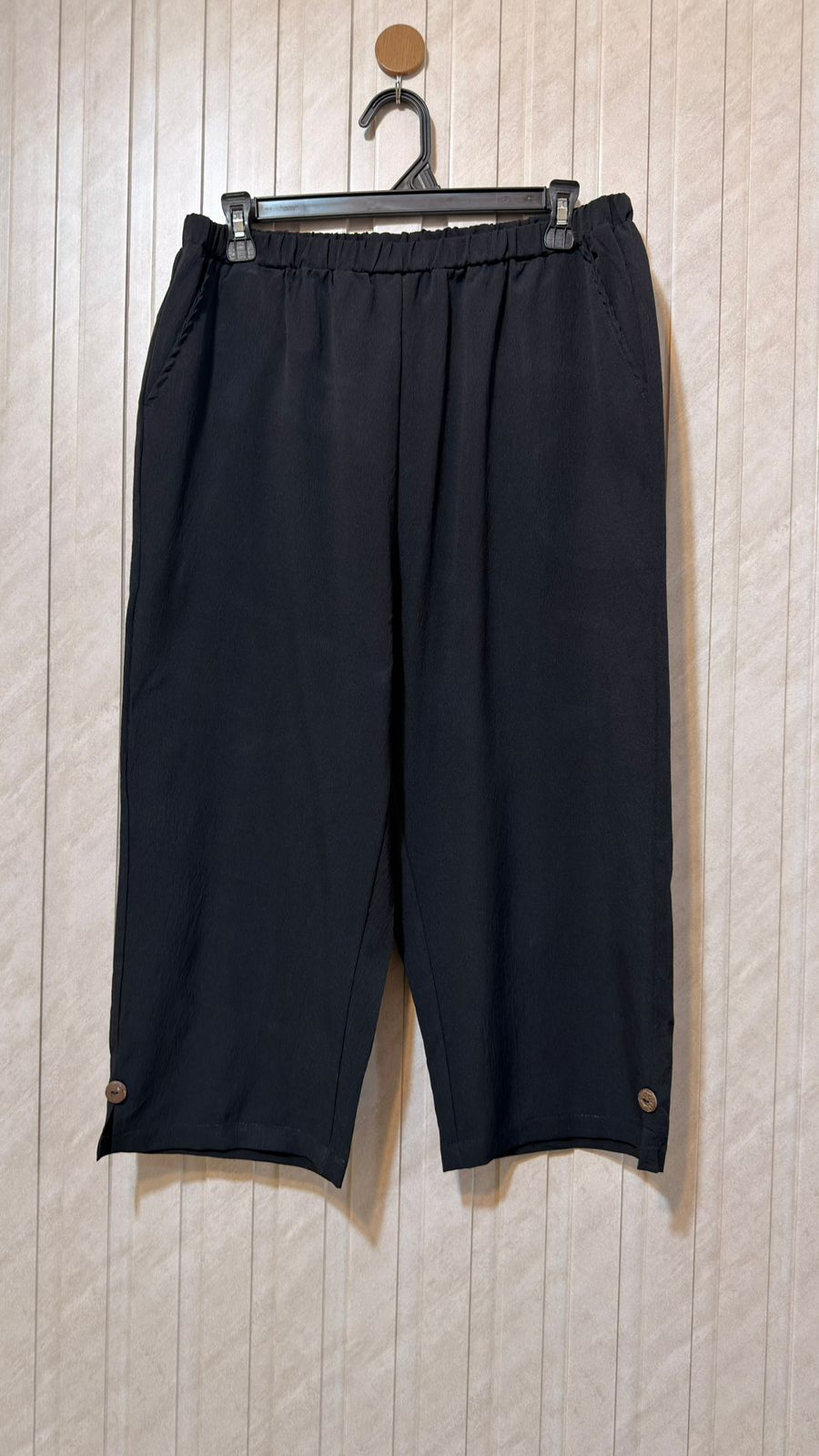 Waist 34  Length 30  Fabric Silk Women’s Sophisticated Trouser
