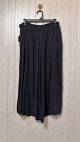 Waist 40  Length 31  Fabric Linen Women’s Refined Trouser