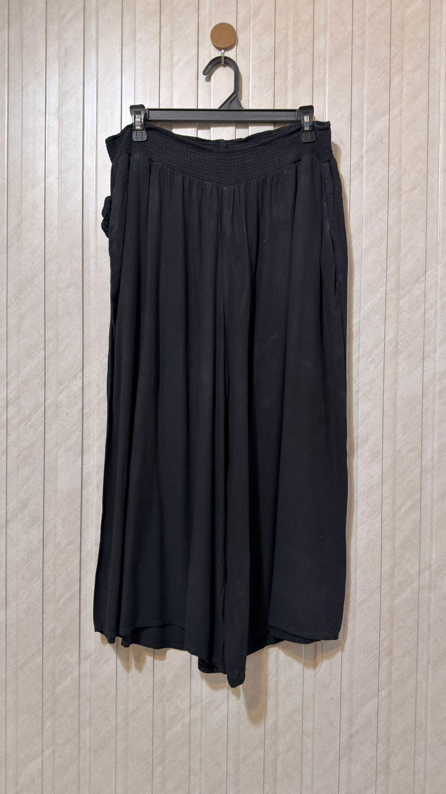 Waist 40  Length 31  Fabric Linen Women’s Refined Trouser