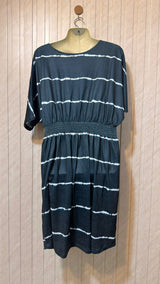Chest 22  Length 36  Fabric Silk Jersey Chic Full-Length Dress for Women