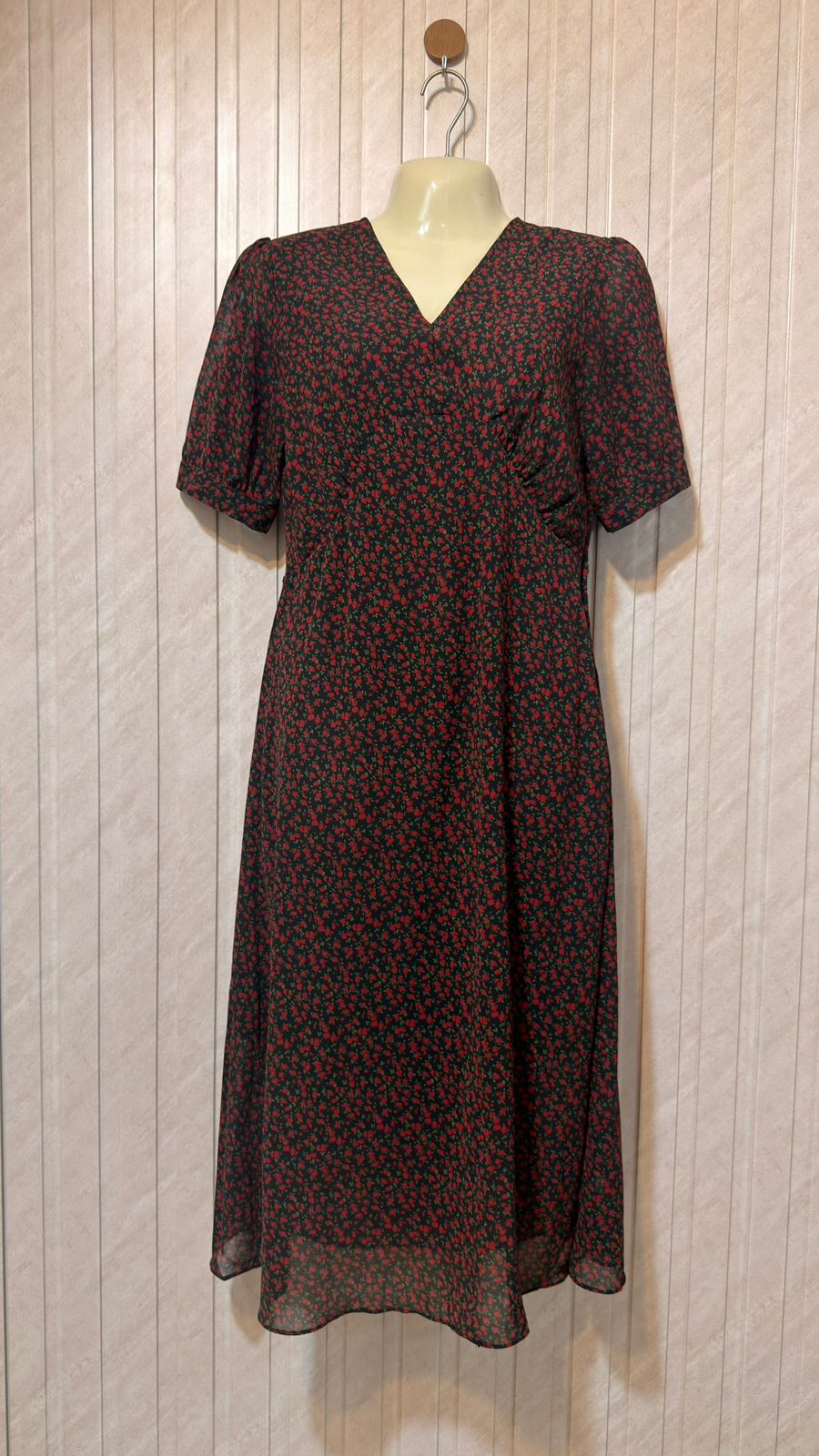 Chest 18  Length 42  Fabric Chiffon Classic Women’s Full-Length Maxi Dress