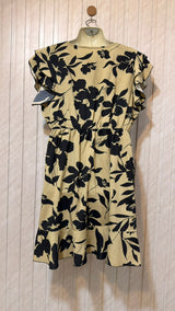 Chest 21  Length 34  Fabric Silk Sophisticated Women’s Mini Dress