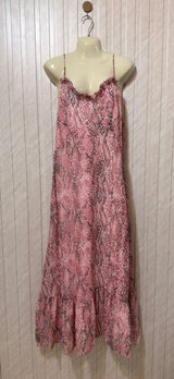 Chest 19  Length 53  Fabric Chiffon Trendy Western Women’s Long Maxi