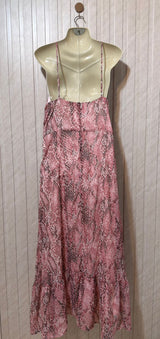 Chest 19  Length 53  Fabric Chiffon Trendy Western Women’s Long Maxi