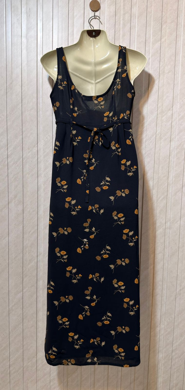 Chest 17  Length 48  Fabric chiffon Fashionable Western Women’s Long Maxi
