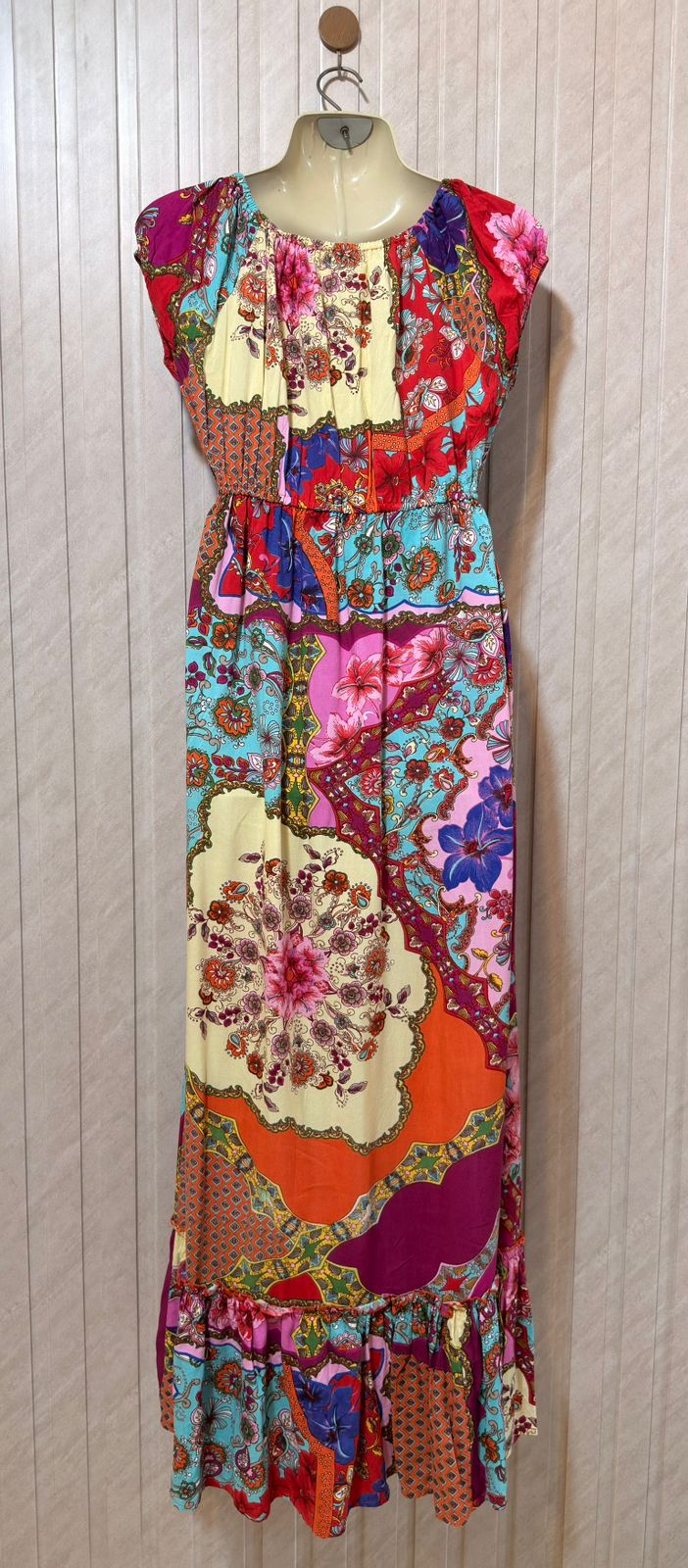 Chest 20  Length 52  Fabric Linen Branded Women’s Elegant Long Maxi