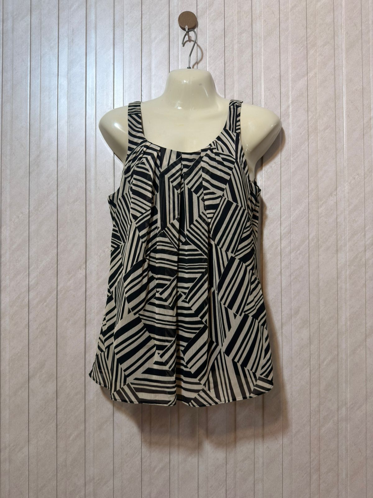 Chest 17  Lenght 24  Fabric Chiffon Premium Western Branded Women’s Crop Top
