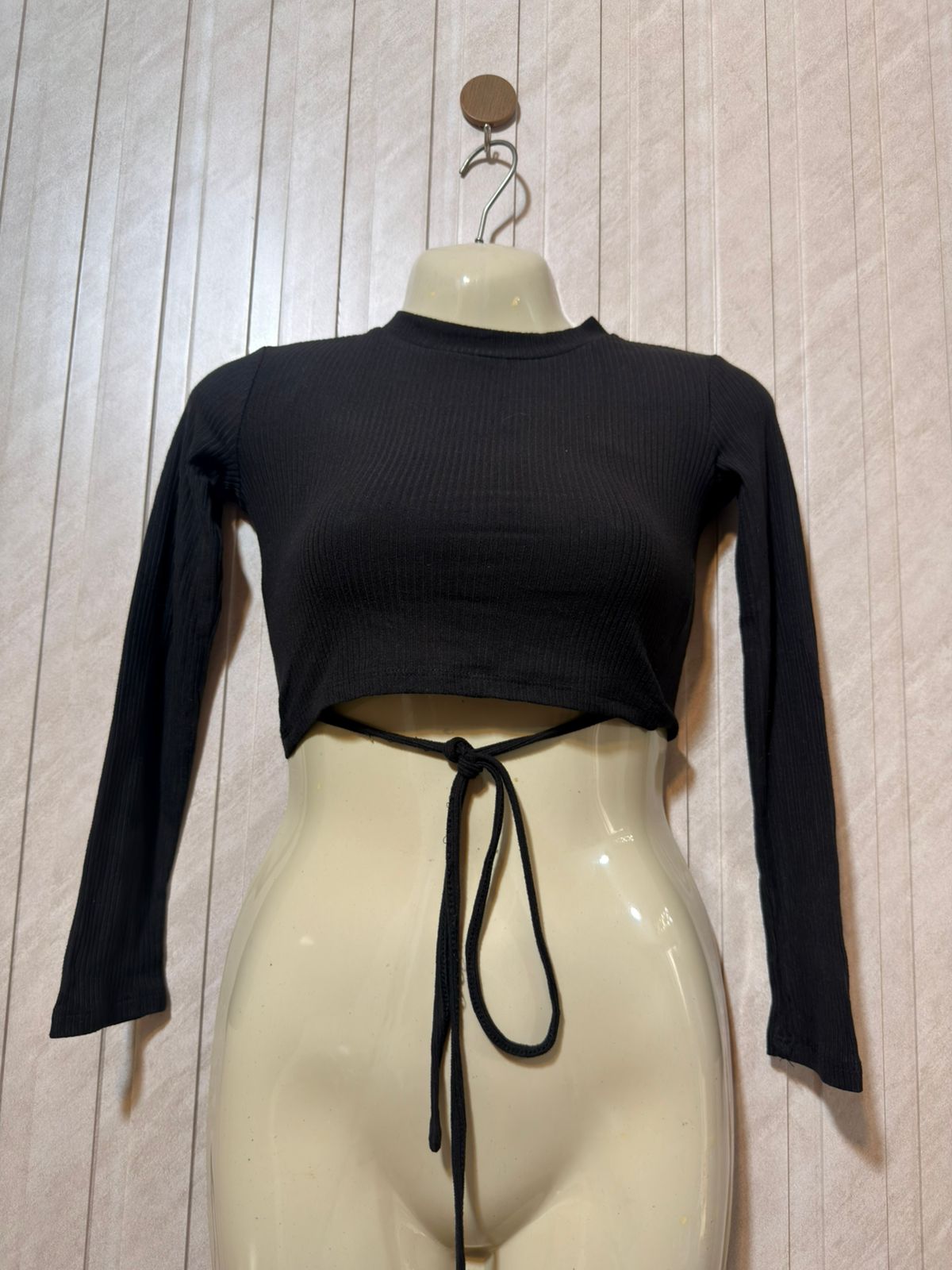 Chest 17  Lenght 12  Fabric jersey Trendy Western Branded Women’s Crop Top