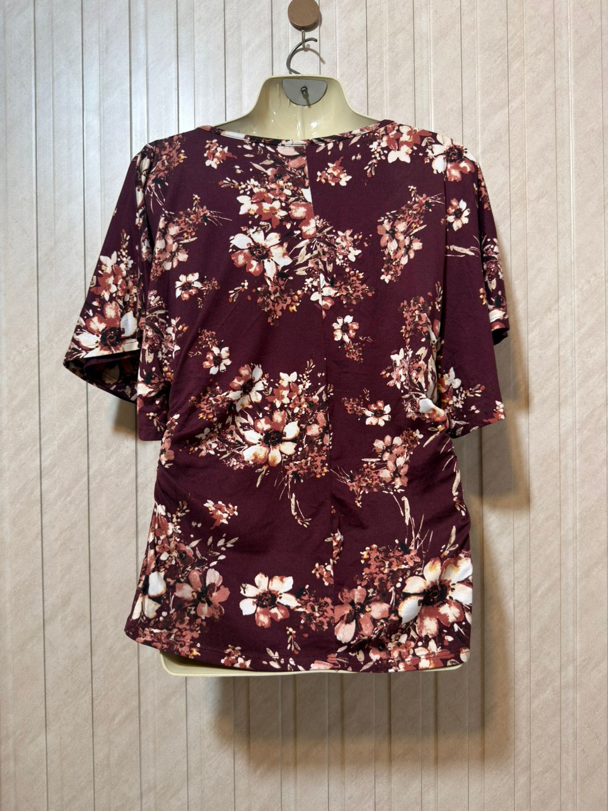Chest 19  Lenght 23  Fabric jersey Elegant Western Women’s Crop Top
