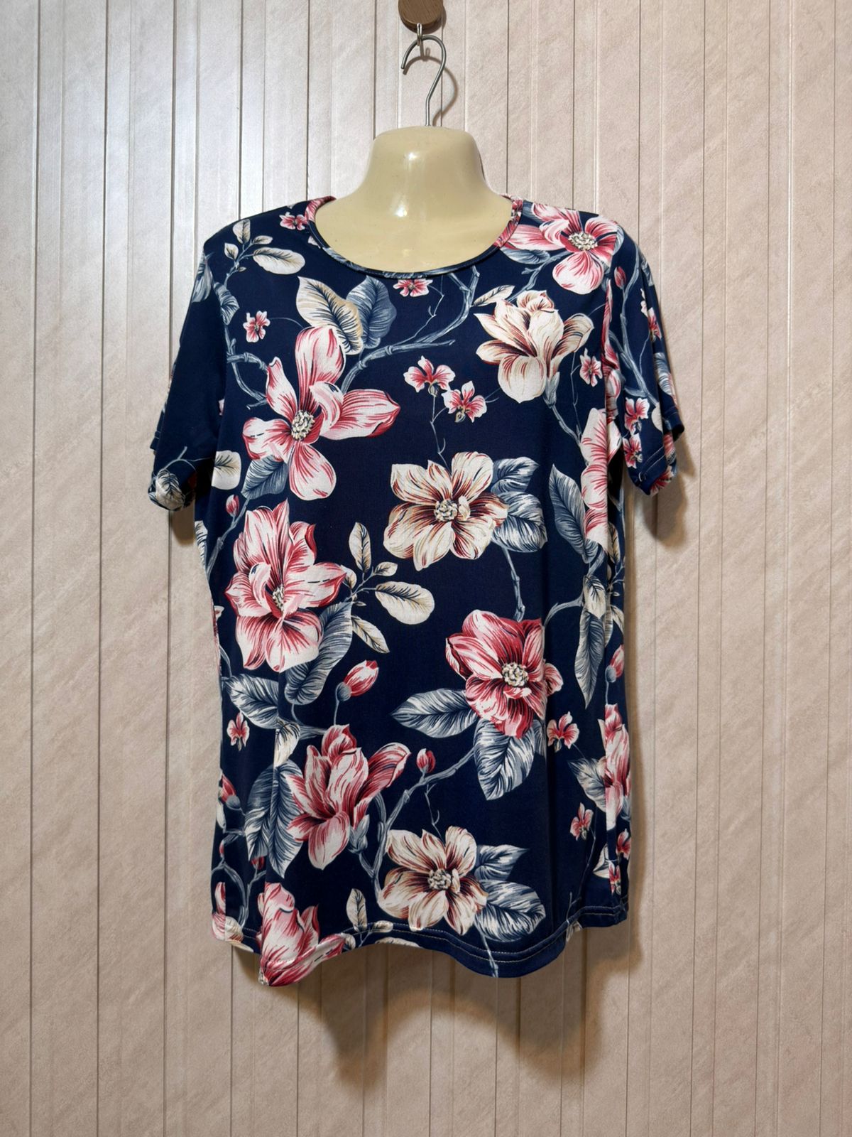 Chest 21  Lenght 26  Fabric jersey Western Branded Women’s Crop Top