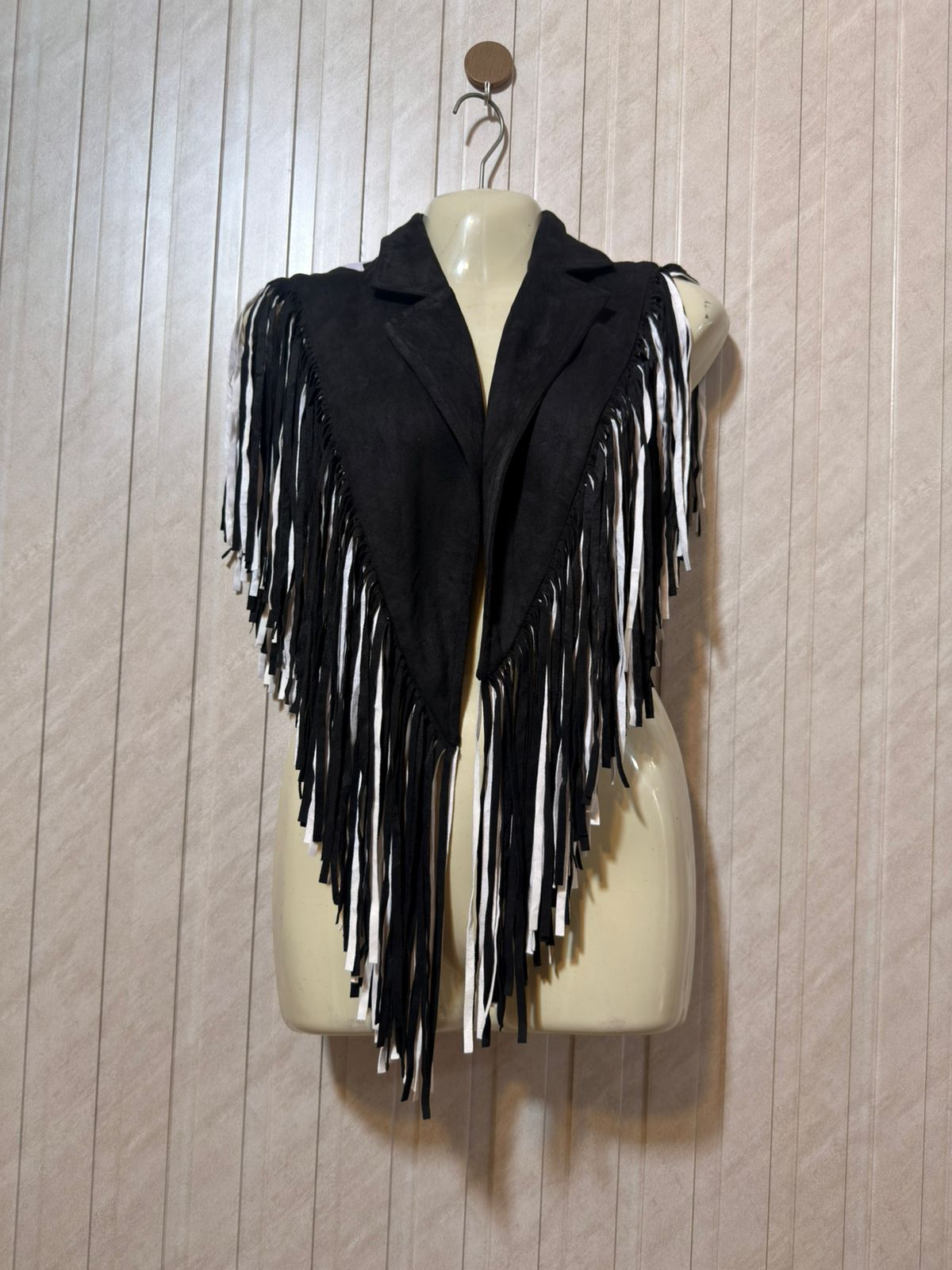 Chest small  Lenght 24 Classy Women’s Western Crop Top