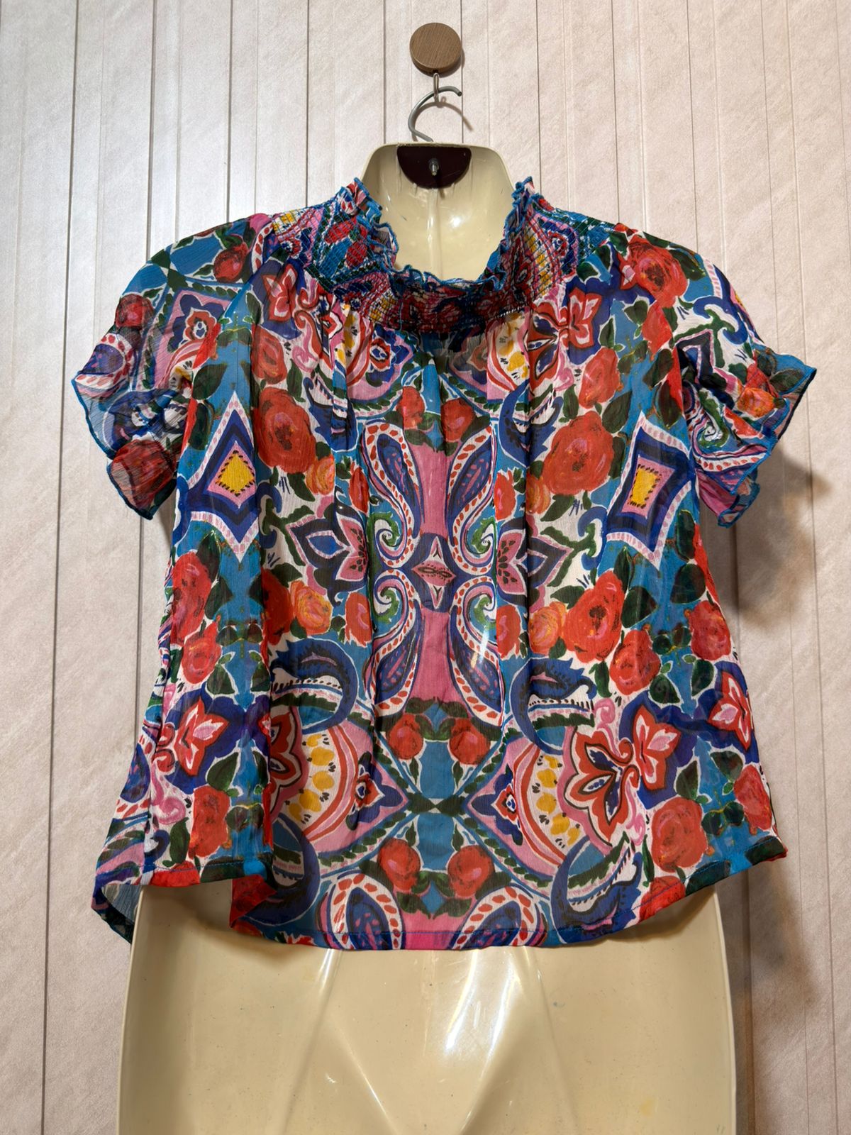 Chest 20  Lenght 20  Fabric chiffon Women’s Designer Western Crop Top