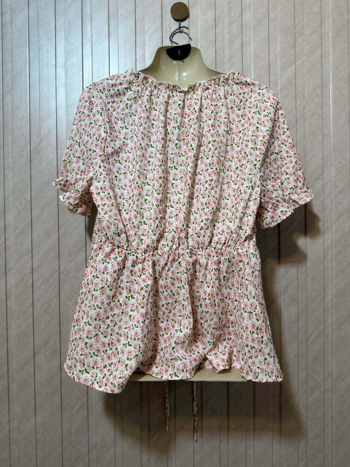 Chest 21  Lenght 25  Fabric Silk Women’s Exclusive Western Crop Top