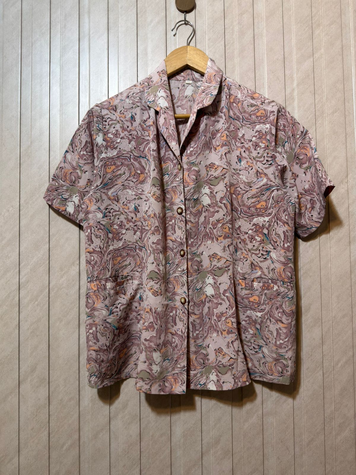 Chest 20  Length 24  Fabric Silk Fashionable Western Branded Women’s Half Sleeve Top