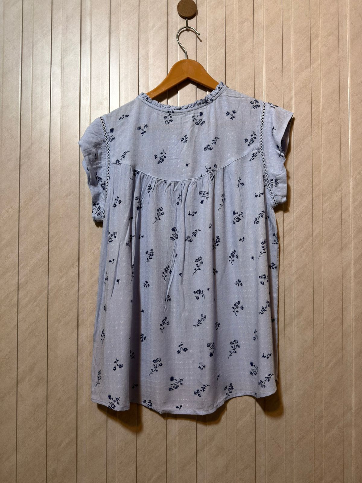 Chest 22  Length 25 To 27  Fabric Linen Elegant Half Sleeve Top for Women