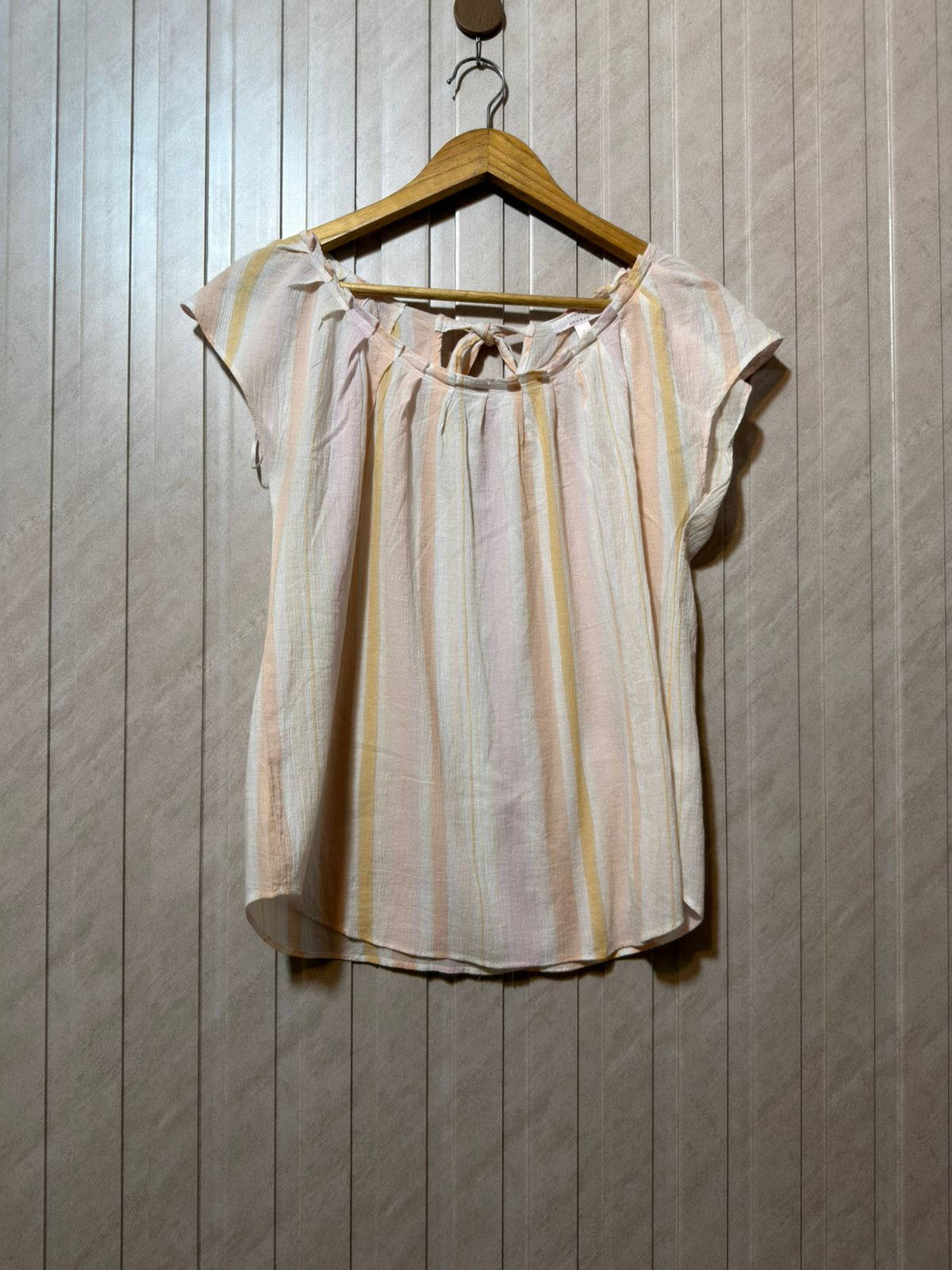 Chest 20  Length 24  Fabric Cotton Women’s Premium Western Half Sleeve Top