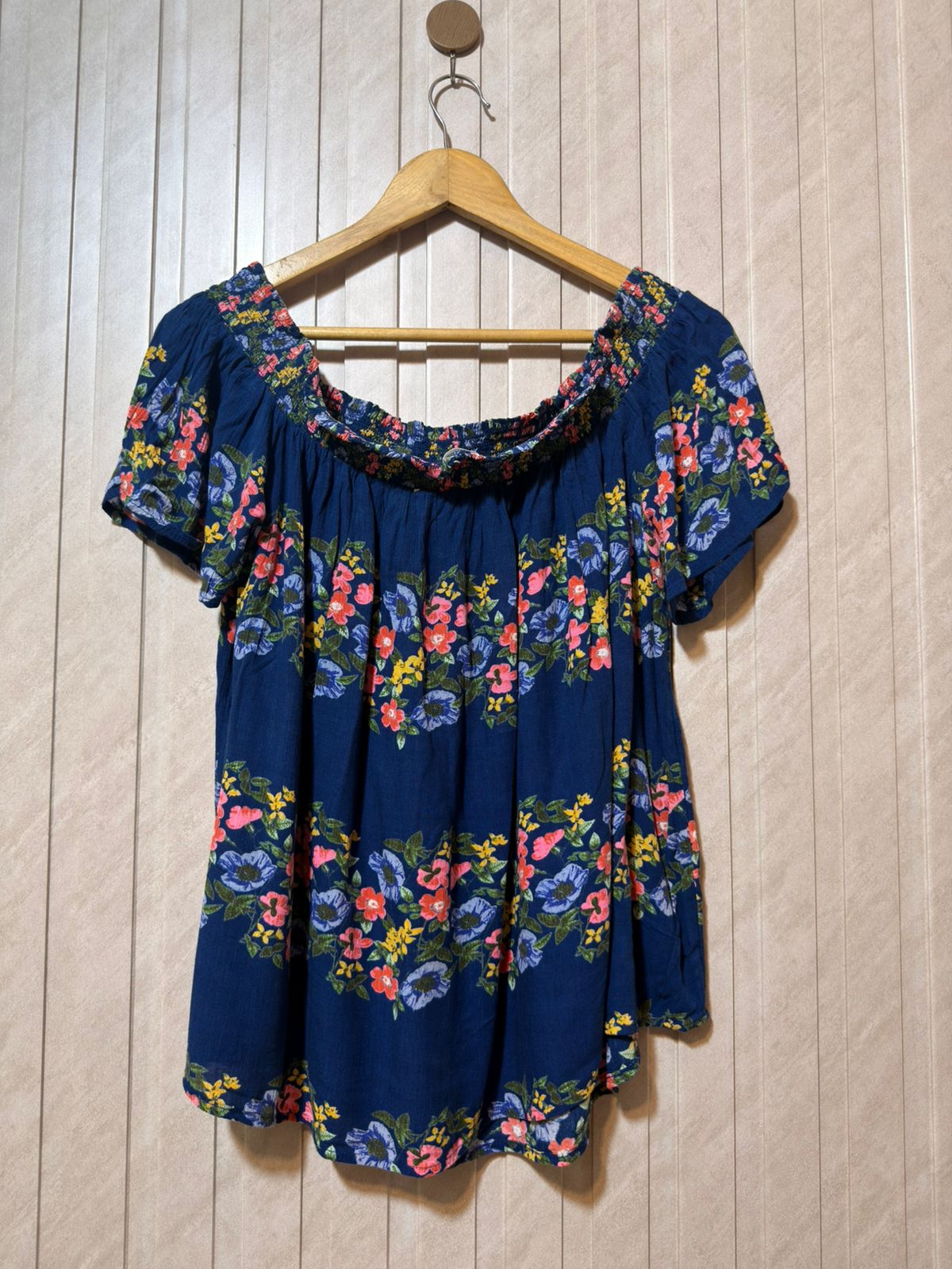 Chest 23  Length 25  Fabric Cotton Western Branded Women’s Half Sleeve