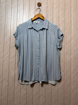 Chest 20   Length 23  Fabric Linen Women’s Vogue Half Sleeves Top