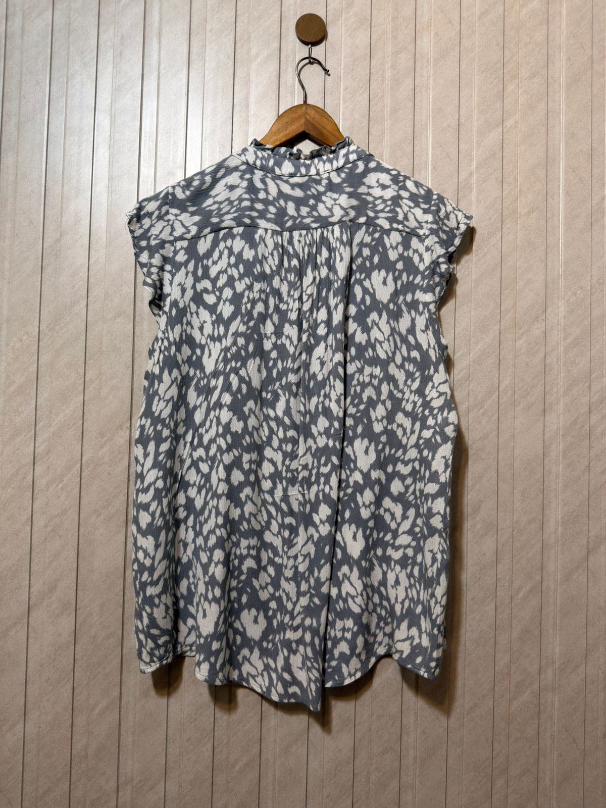 Chest 24  Length 26 to 28  Fabric Women’s Stylish Half Sleeves Top