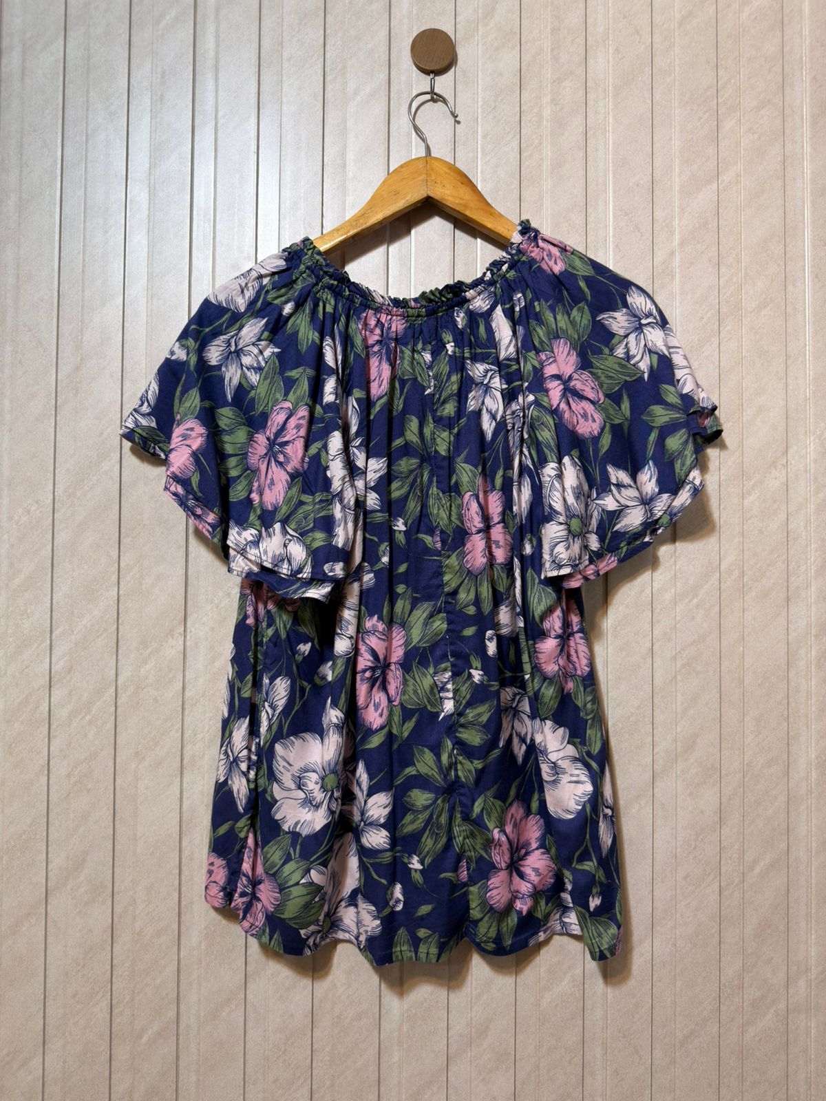 Chest 21   Length 24  Fabric Linen Women’s Chic Half Sleeves Top
