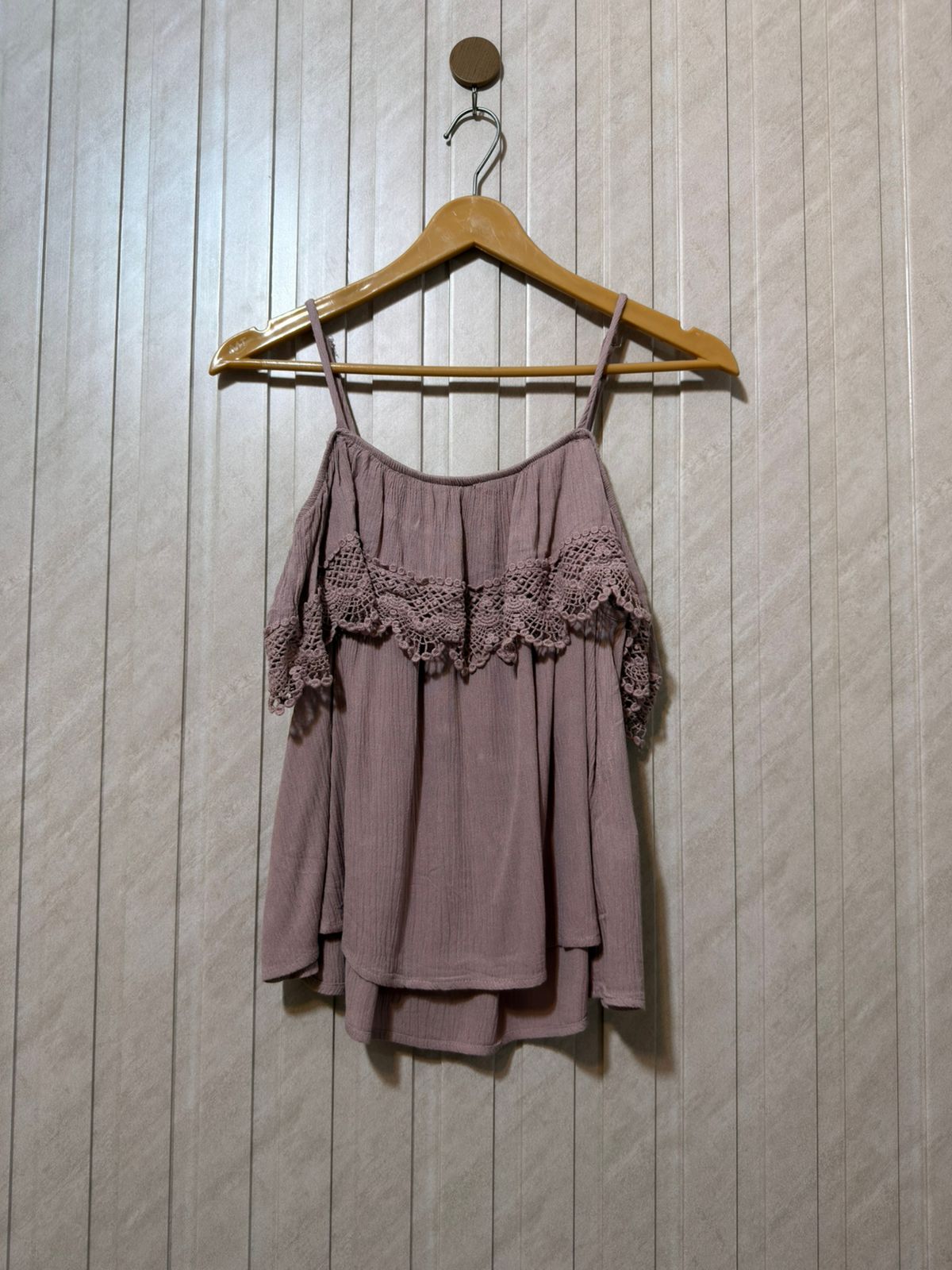 Chest 19   Length 20  Fabric Rayon Women’s Half Sleeves Top