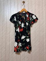 Chest 19   Length 24  Fabric Rayon Women’s Vogue Half Sleeves Top