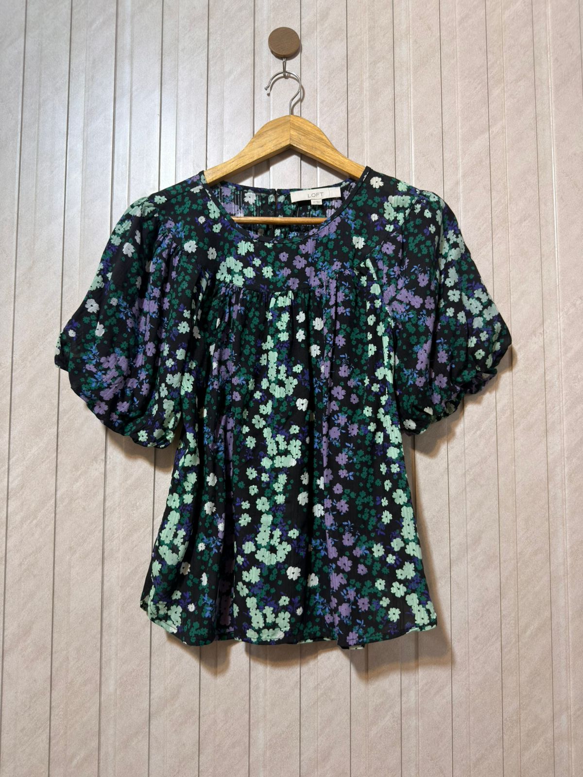 Chest 18   Length 23  Fabric Cotton Silk Women’s Iconic Wardrobe Top