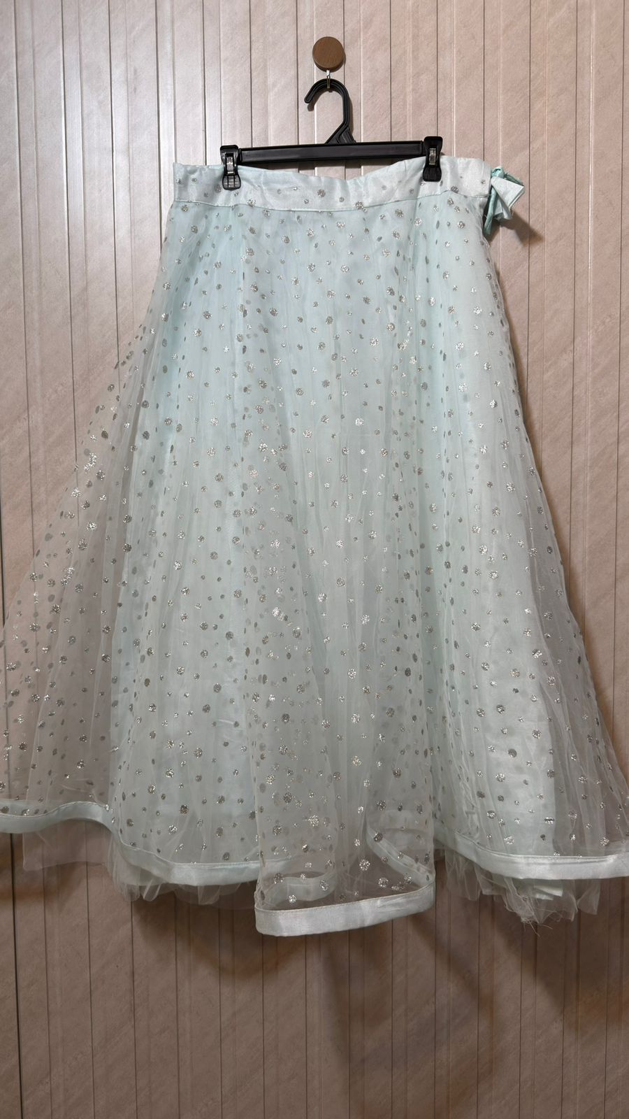 Waist 35  Length 37  Fabric Net And Silk Women’s Signature Skirt