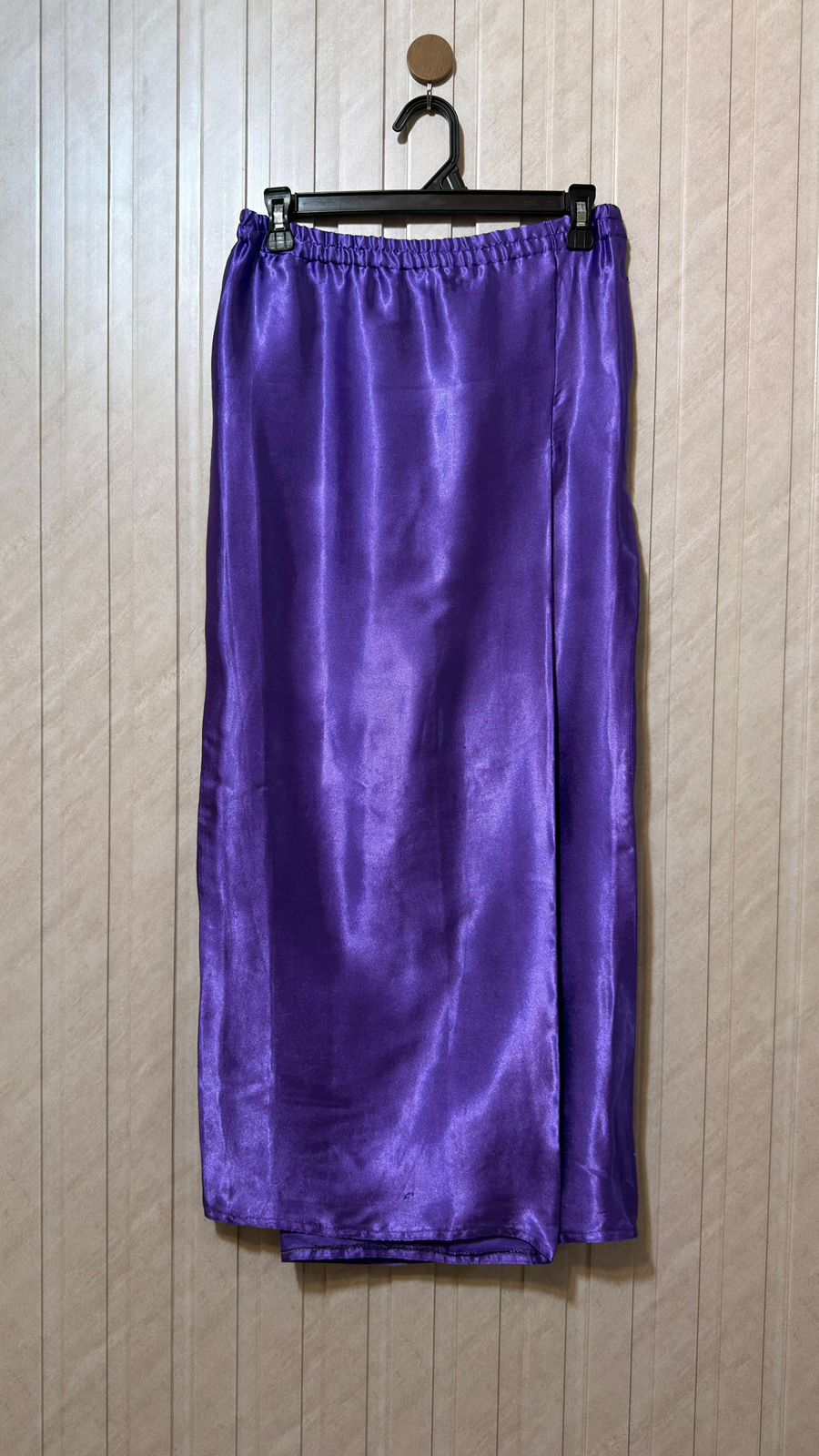 Waist 32  Length 37  Fabric silk Women’s Premium Collection Skirt