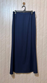 Waist 34  Length 40  Fabric rayon Women’s Classic Collection Skirt