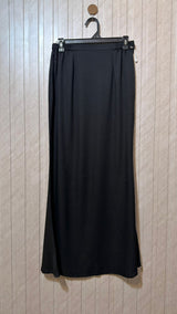 Waist 36  Length 39  Fabric Silk Women’s Classic Skirt