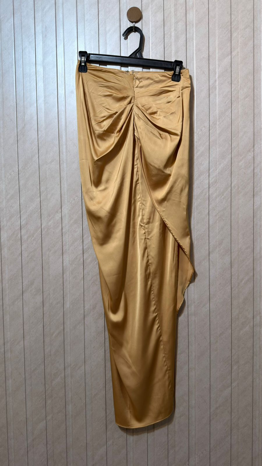 Waist 28  Length 40  Fabric silk Women’s Timeless Skirt