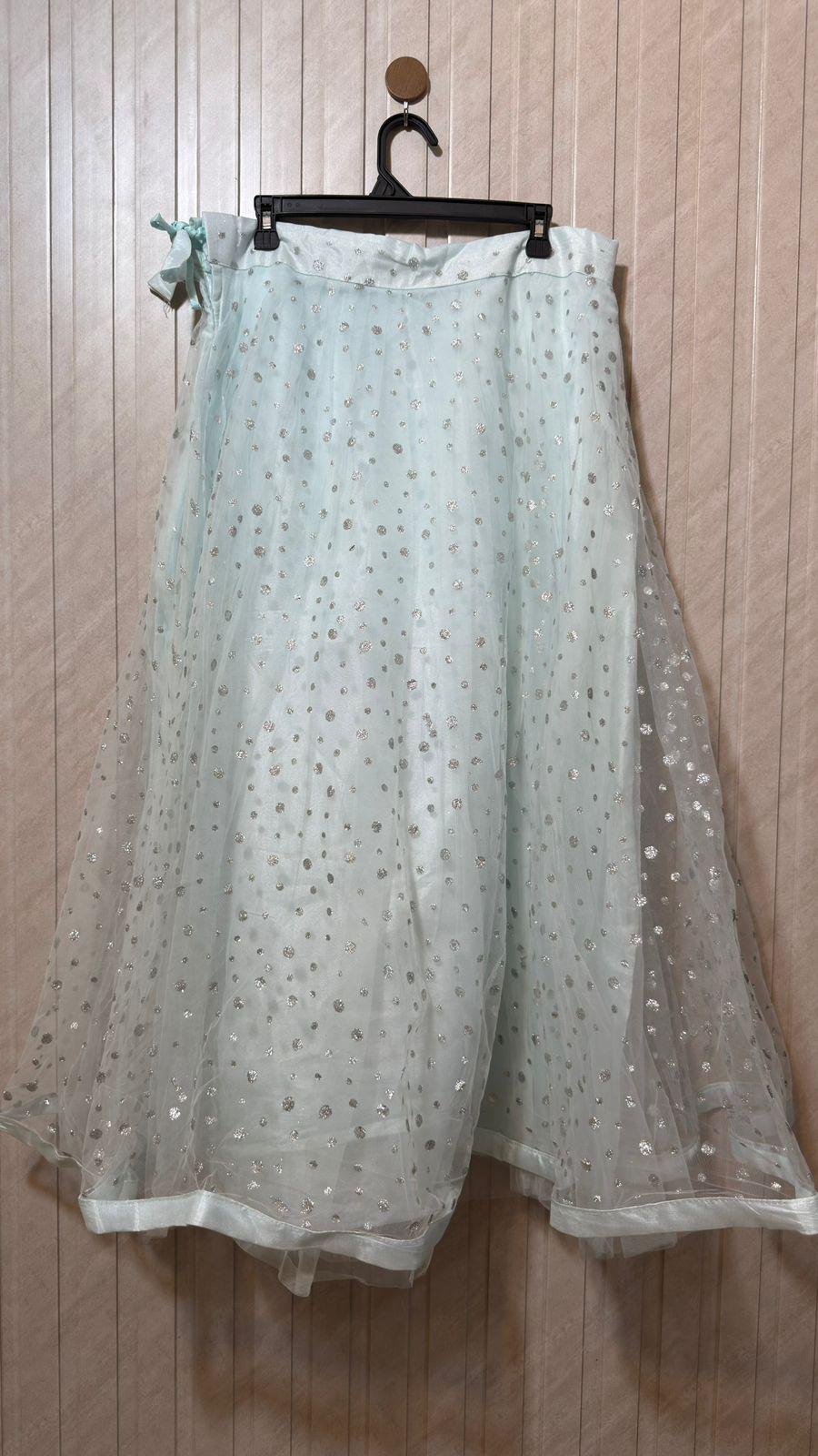 Waist 35  Length 37  Fabric Net And Silk Women’s Signature Skirt