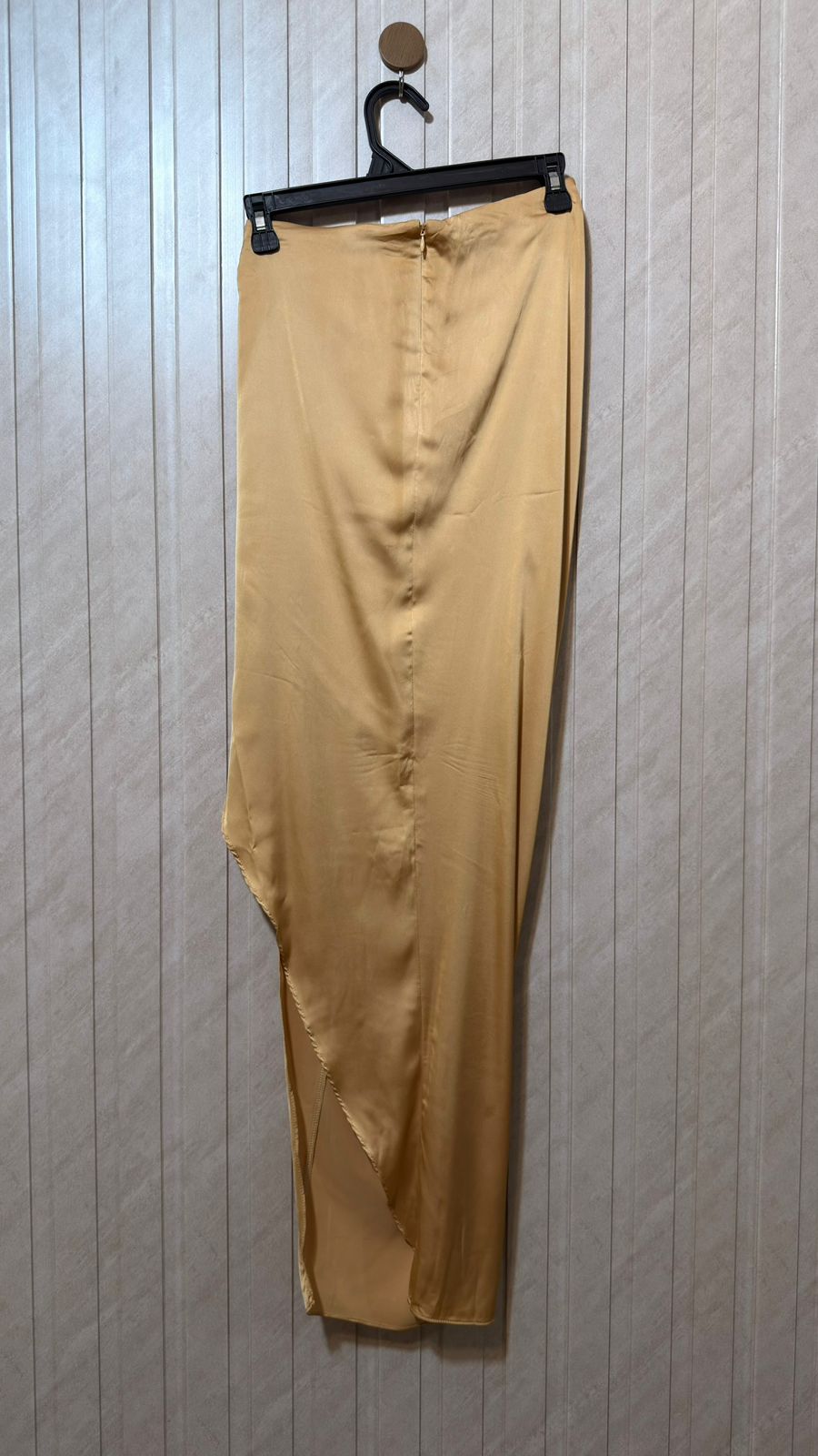 Waist 28  Length 40  Fabric silk Women’s Timeless Skirt