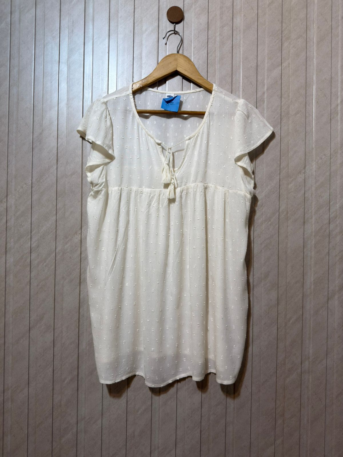 Chest 20  Lenght 28  Fabric Linen Elegant Half Sleeve Shirt for Women