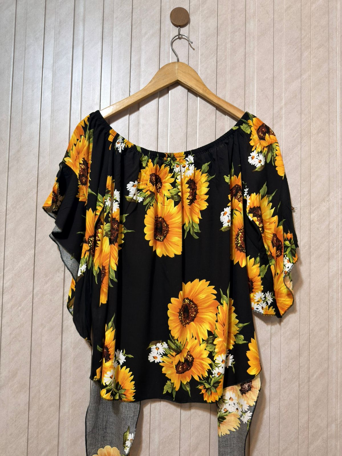 Chest 20  Lenght 21  Fabric Linen Stylish Half Sleeves Shirt for Women