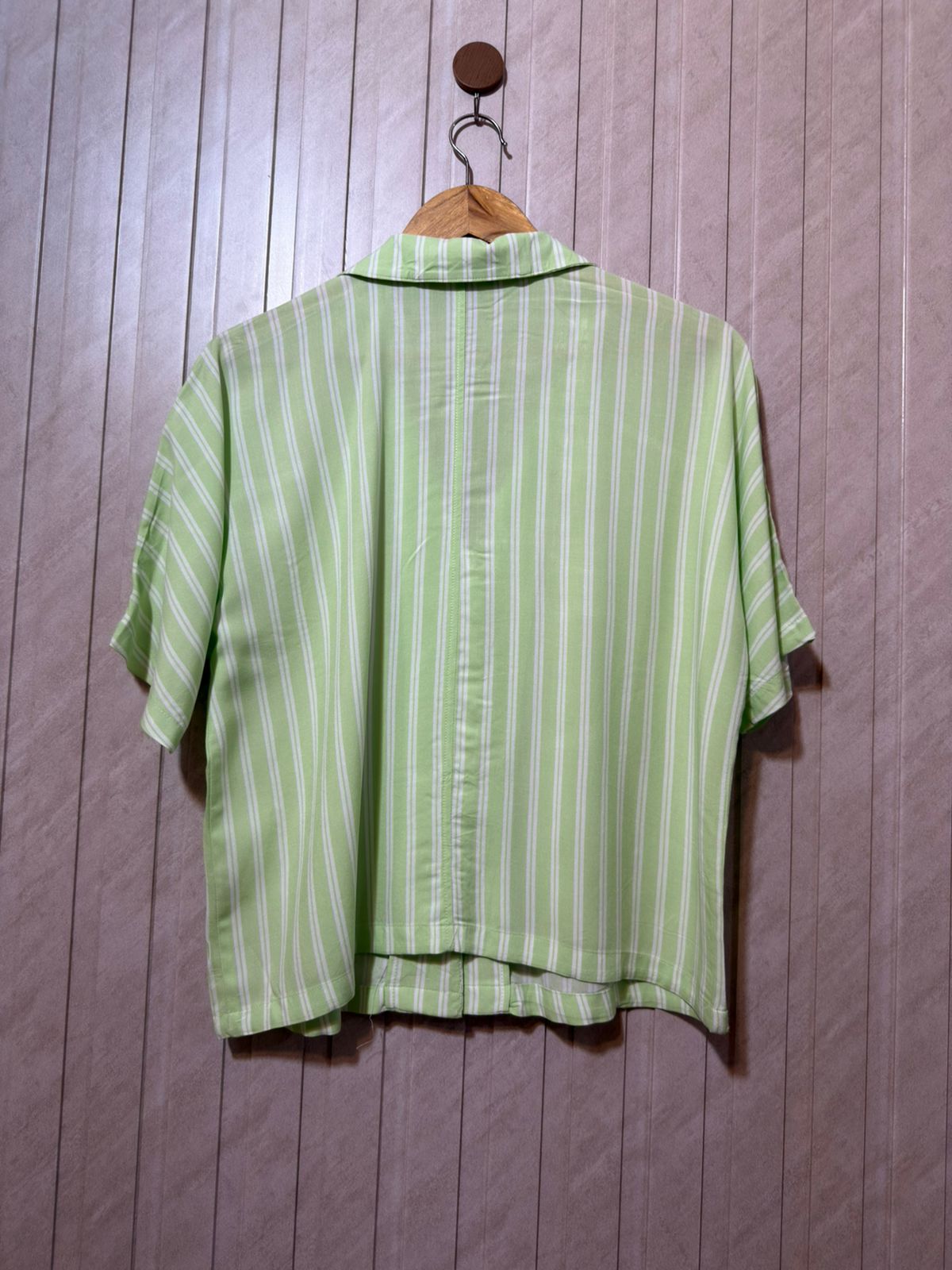 Chest Small Baggy Style  Lenght 23  Fabric Linen Trendy Half Sleeves Casual Shirt