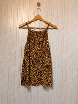 Chest 20  Lenght 27  Fabric Linen Modern Sleeveless Top
