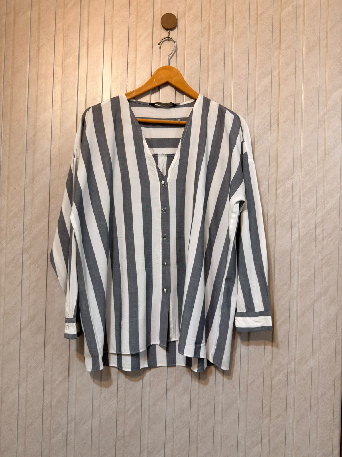 Chest Small Style  Lenght 26  Fabric Linen Women’s Classic Top