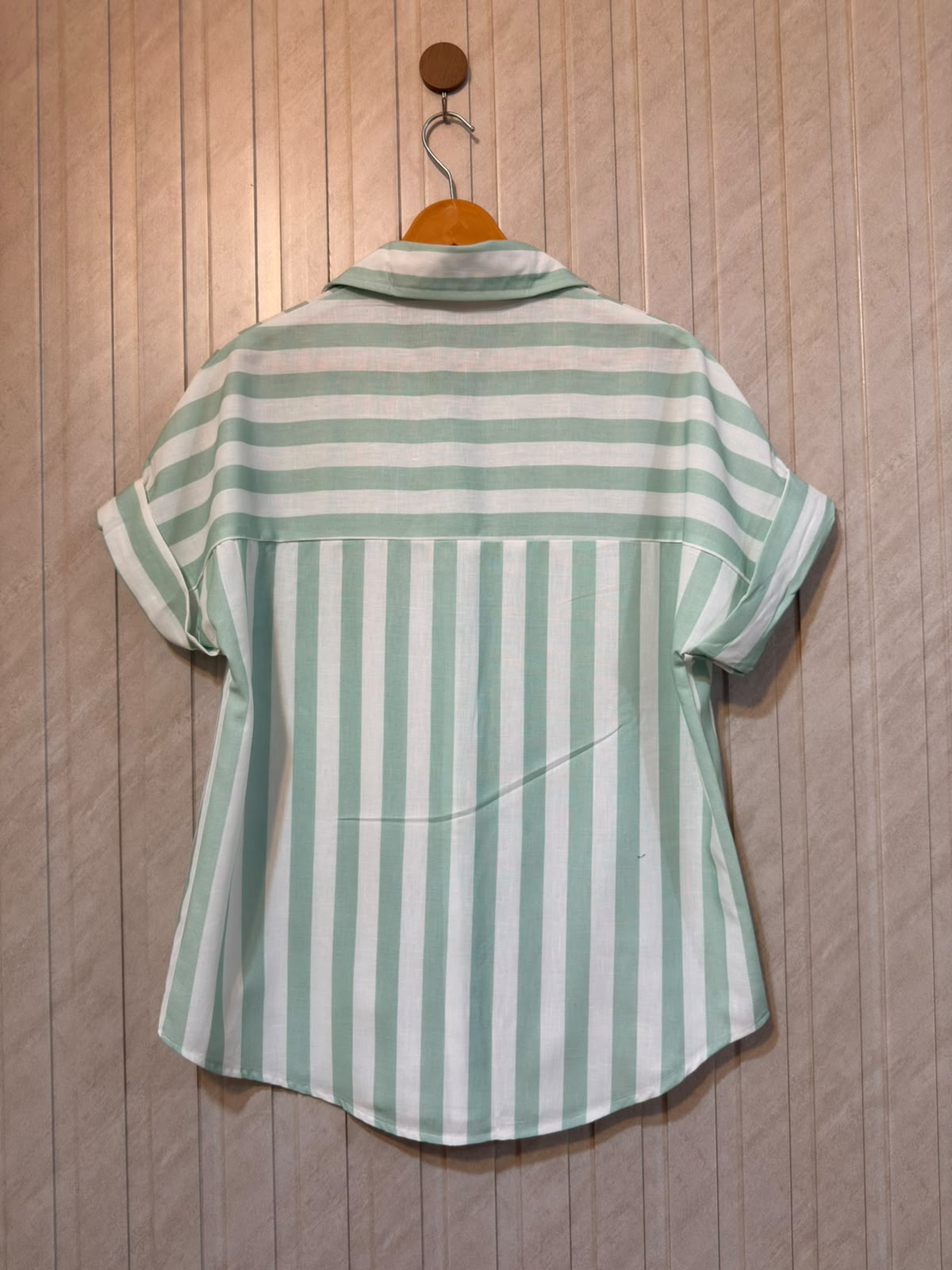 Chest 21  Lenght 28  Fabric Cotton Women's Classic Half Sleeve Top